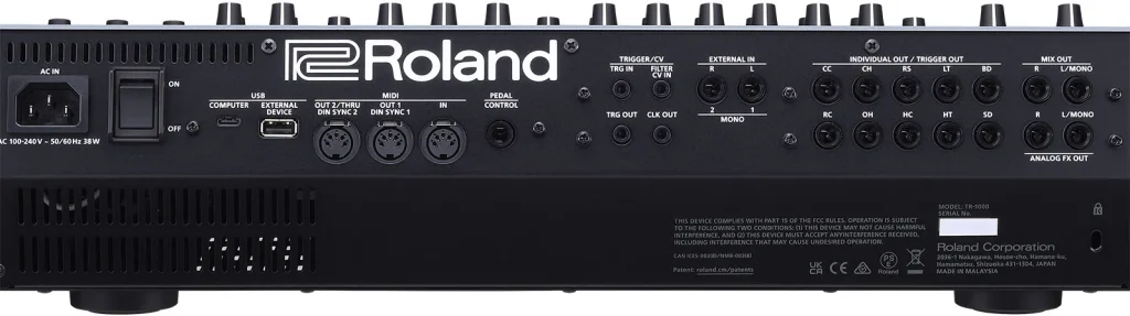ROLAND TR-1000 vue arrière