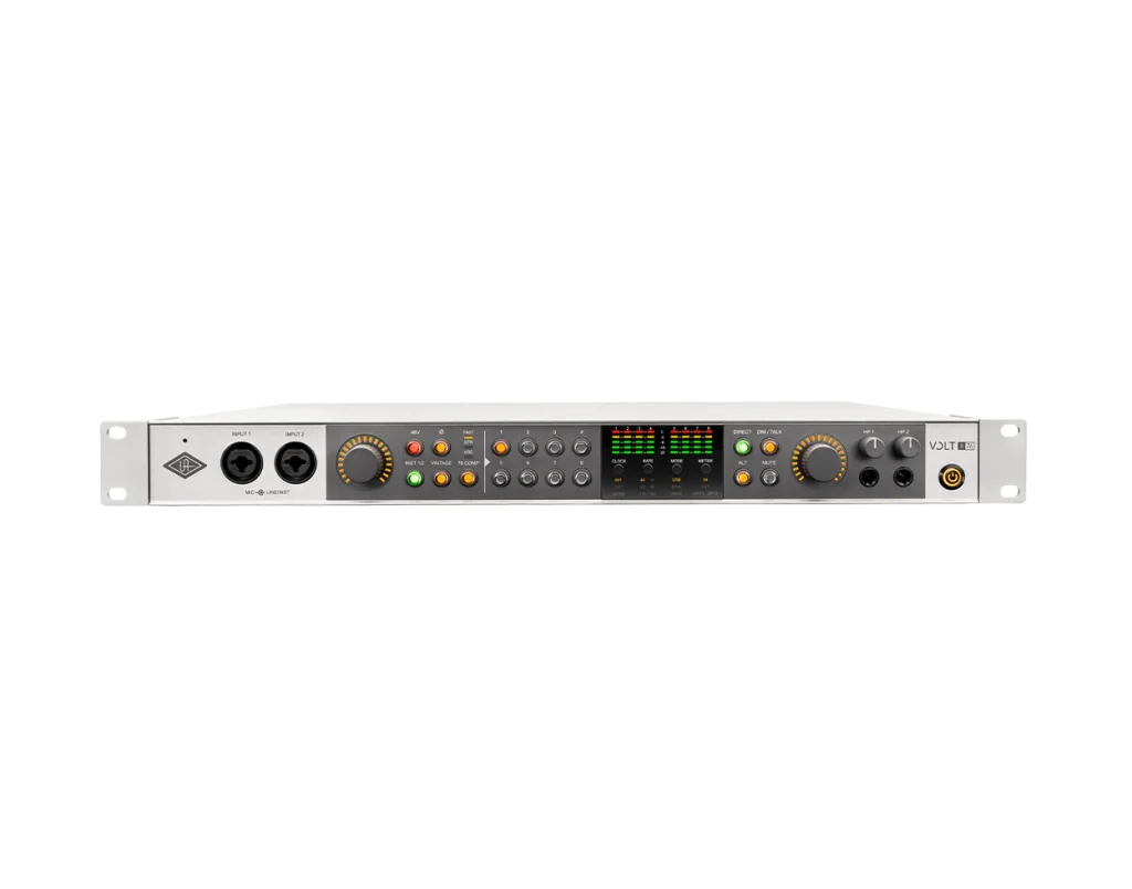 UAD Volt 876 vue de face