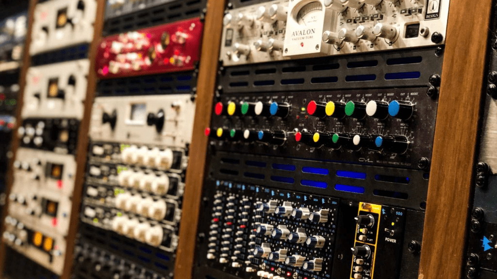 Techniques de mix : égalisation / niveau intermédiaire et avancé - Partie 1 - Égaliser en fonction du style musical : pop et rock