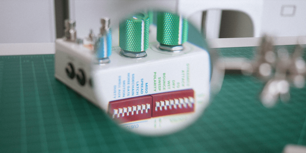 Le panneau arrière du compresseur Clean, là où toute sa créativité est libérée!