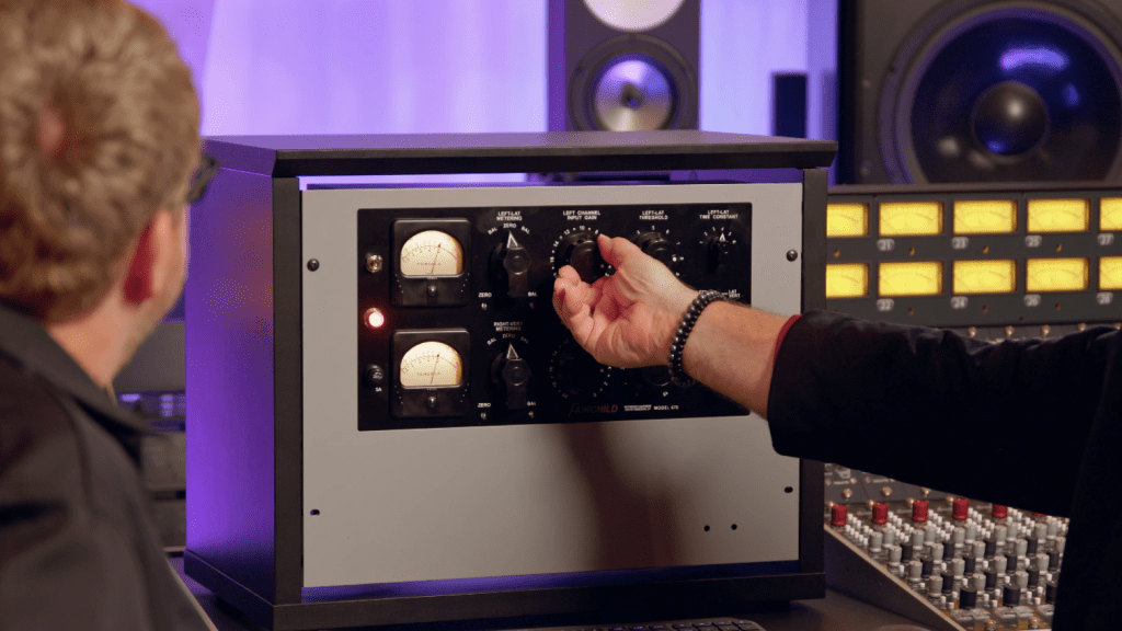 Techniques de mix : dynamique - Partie 1 - Les premiers compresseurs de l'histoire : Vari-Mu et Opto - Focus Fairchild 670