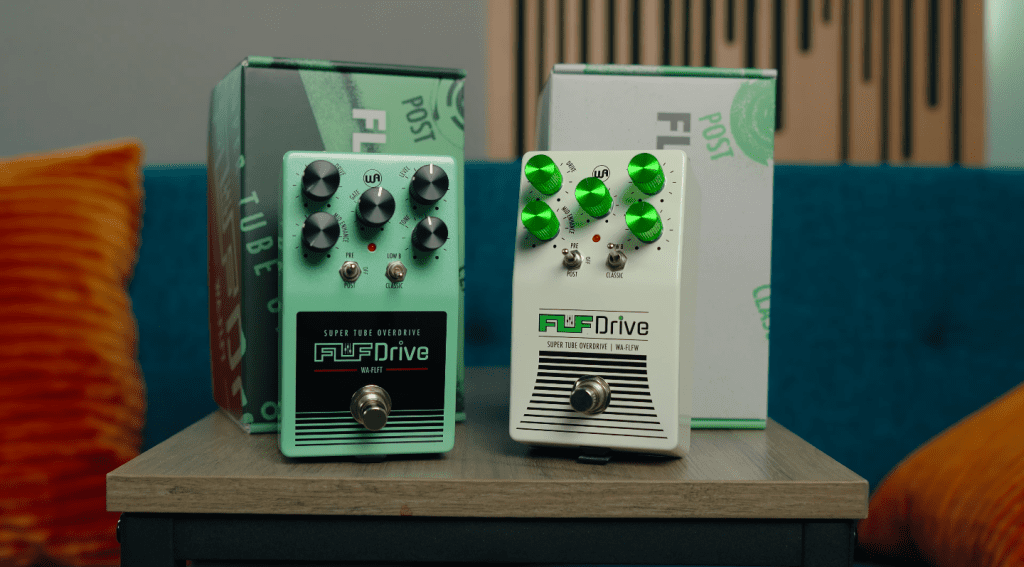 Warm Audio Fluff Drive - finitions Teal et White