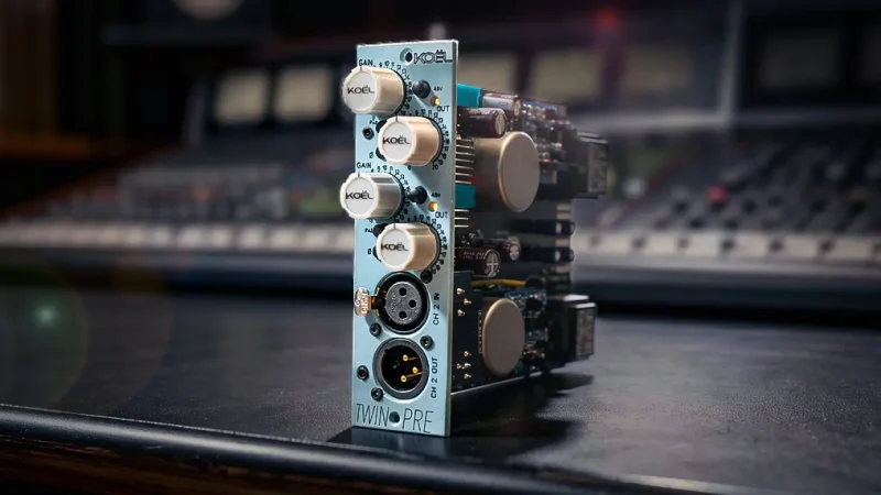 Koël Audio Twin Pre - vue de trois quarts droite