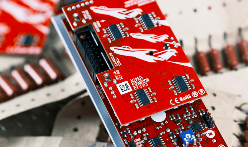 XAOC Devices KAMIENIEC II - vue arrière + focus circuit d'extension