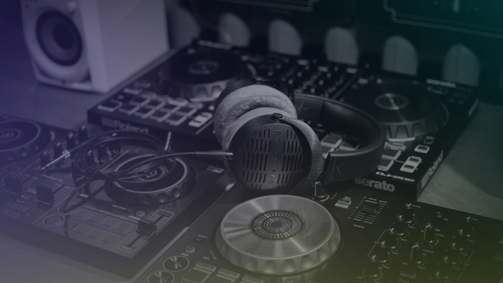 Techniques de DJing : sélection et organisation des morceaux - vignette