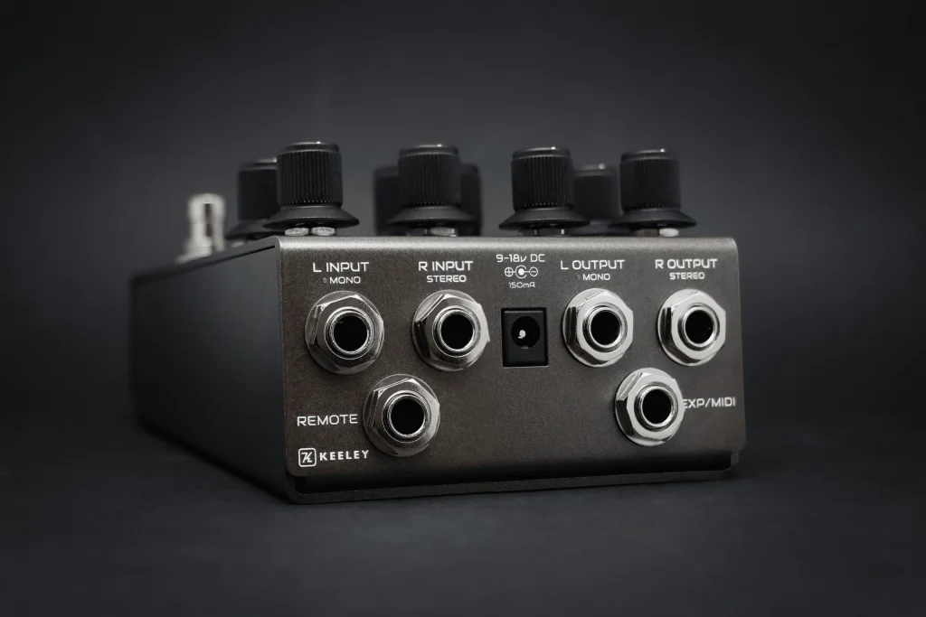 Keeley Electronics RK2000 Funk Siren Delay - vue arrière