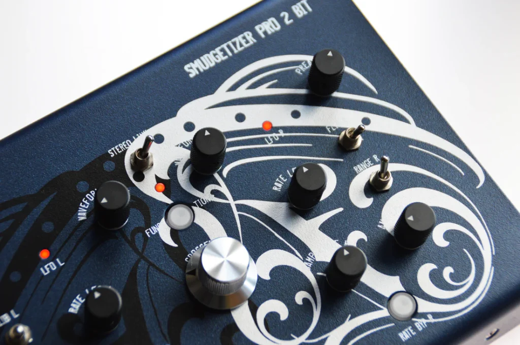 Liquid Sky d-vices Smudgetizer Pro - Focus bitcrusher B/R