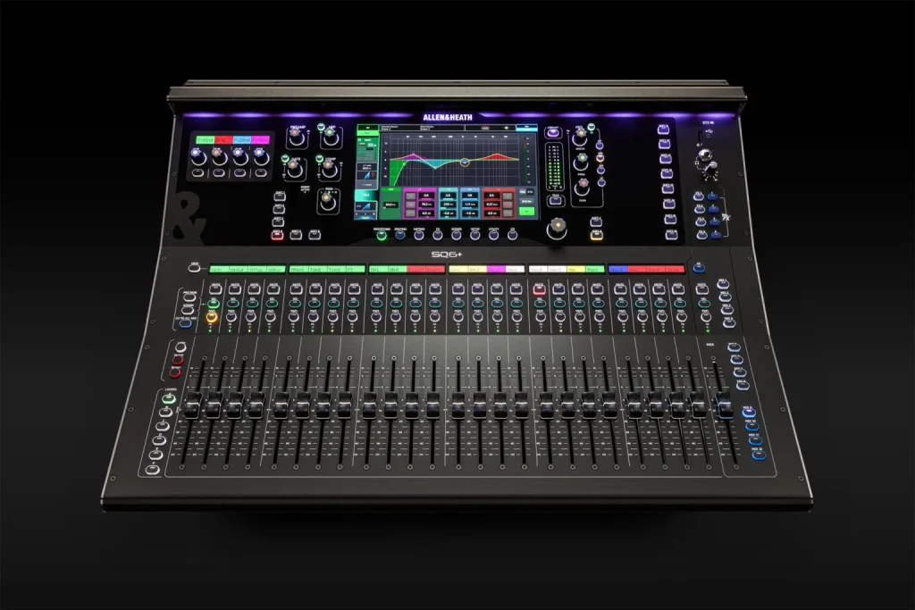 Allen & Heath SQ6+ / vue de face