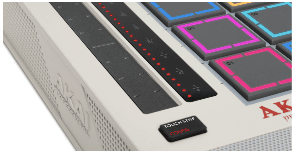 Akai MPC Live III Retro - focus ruban