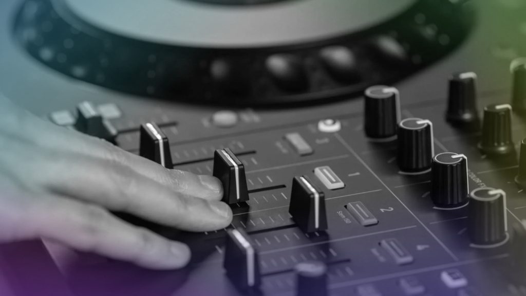Techniques de DJing : les platines au service de la production musicale / vignette