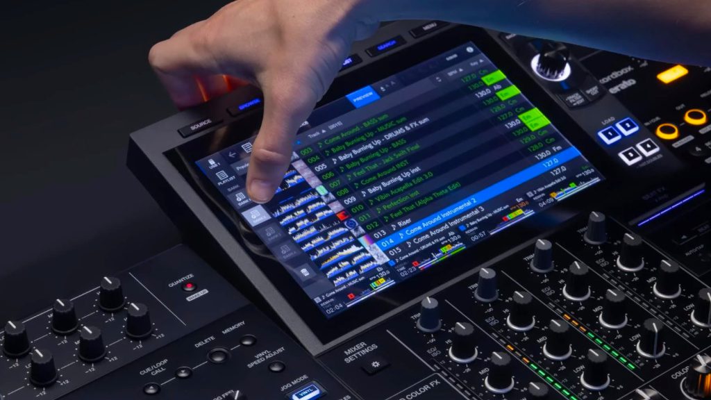Techniques de DJing : les platines au service de la production musicale / Stems