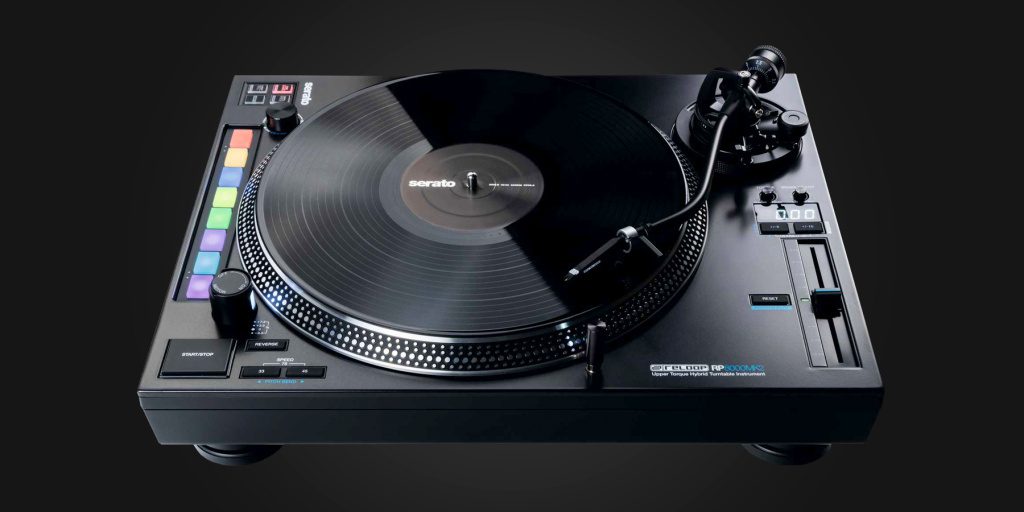 DJing : le top des meilleurs platines vinyles / Reloop 1