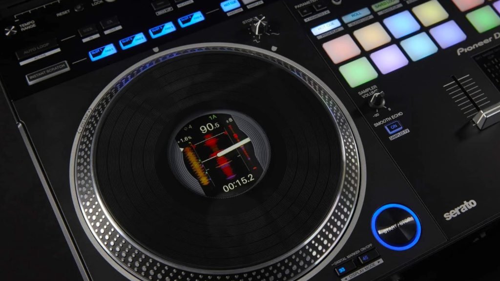 Techniques de DJing : les platines au service de la production musicale / Tempo