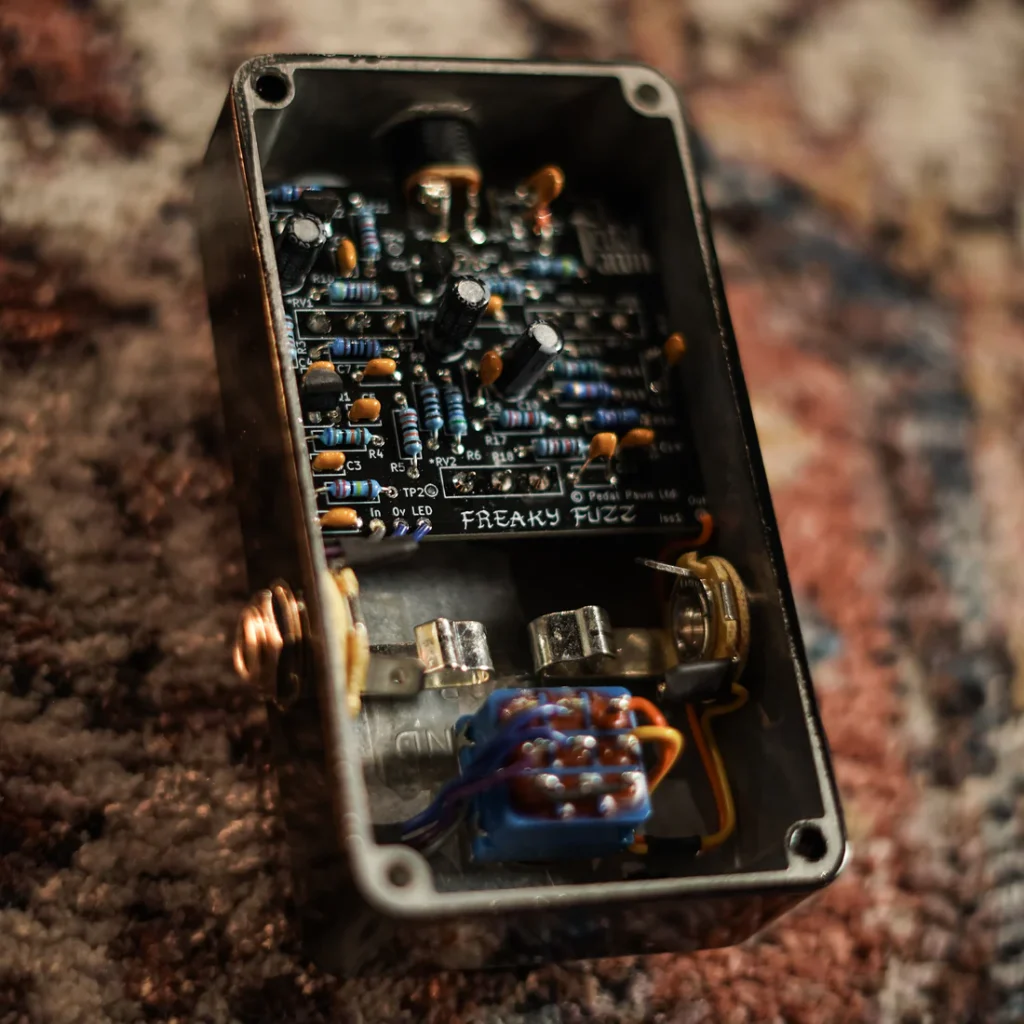 Pedal Dawn Freaky Fuzz - circuit