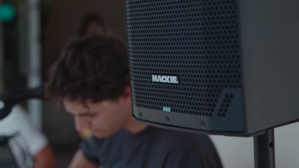 Test des enceintes Mackie Thump 15v4 et 12v4 - Les nouveautés de la v4