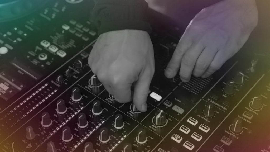 DJing : le top des meilleures tables de mixage DJ / vignette