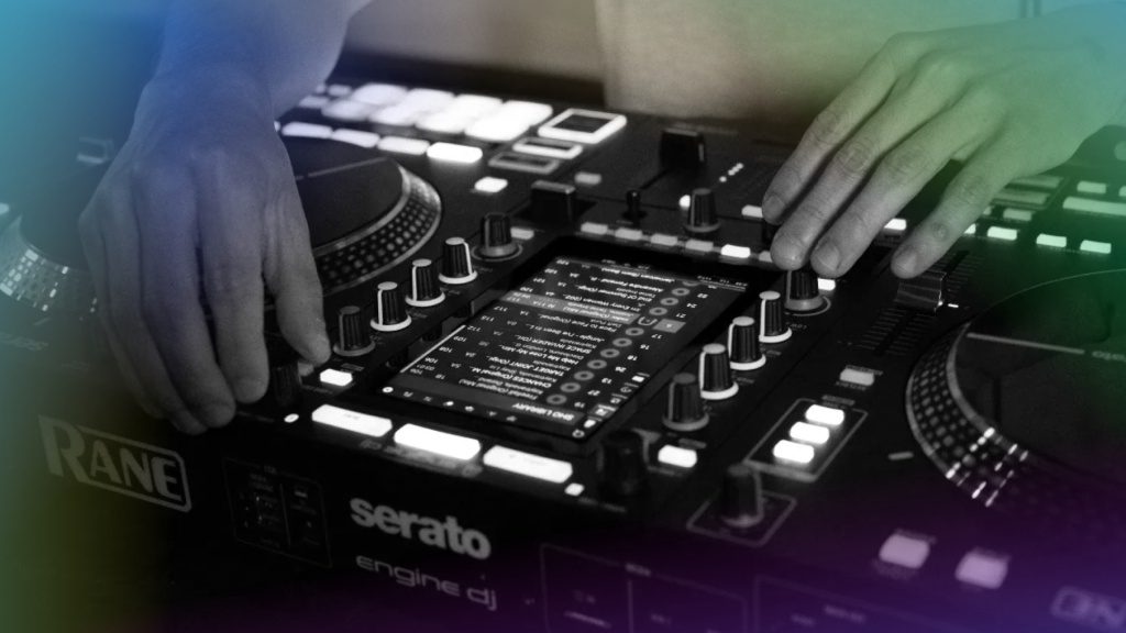 DJing : le top des meilleurs contrôleurs standalone - vignette