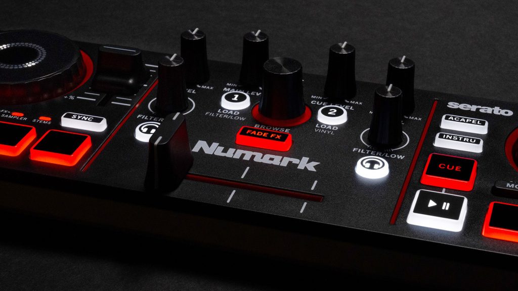 Numark Mixtrack Go - vignette