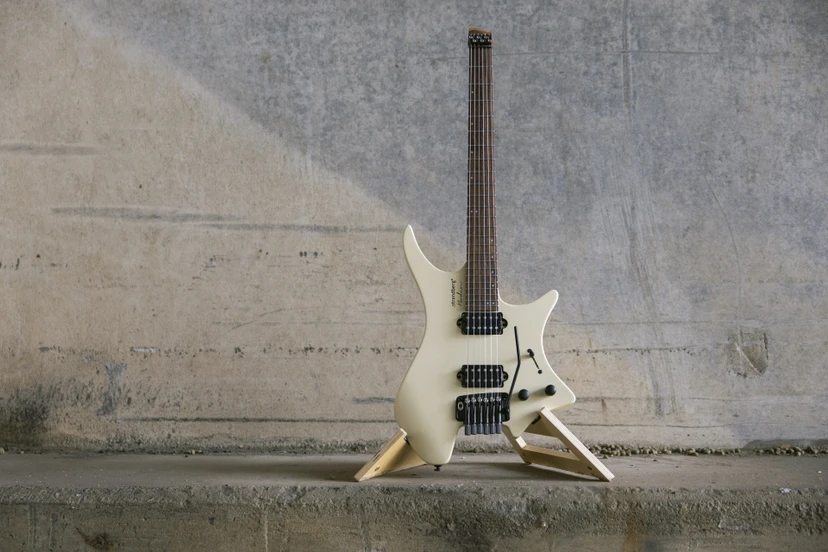 Strandberg Boden Essential 6 Tremolo / Lifestyle