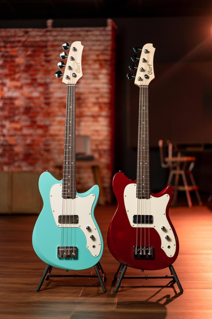Cort Retro 304 / Candy Apple Red + Seafoam Green