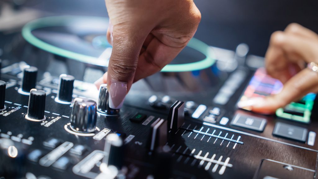 Denon DJ Prime 4 G2 - Vignette