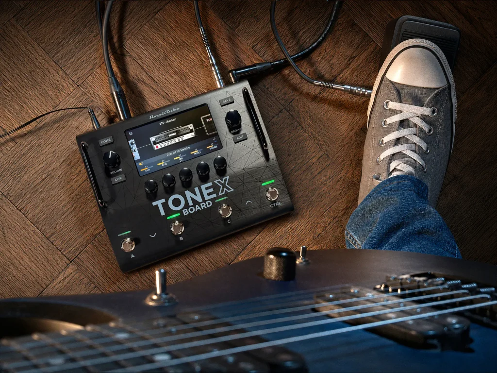 IK Multimedia ToneX Board - Expression