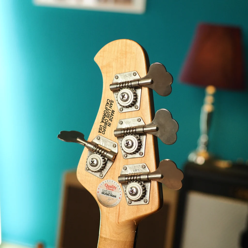 Basses de légende : Music Man StingRay / Un projet de lutherie ambitieux