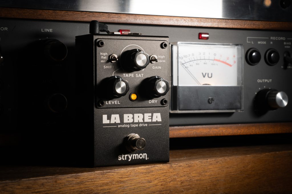 Strymon La Brea / Vue de 3/4