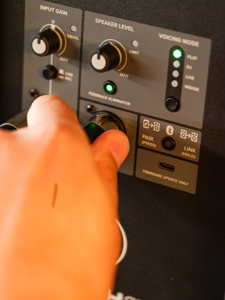 Test des enceintes Mackie Thrash12v2 / Feedback Eliminator