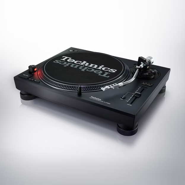 Technics SL-1210MKX / Vue de 3/4